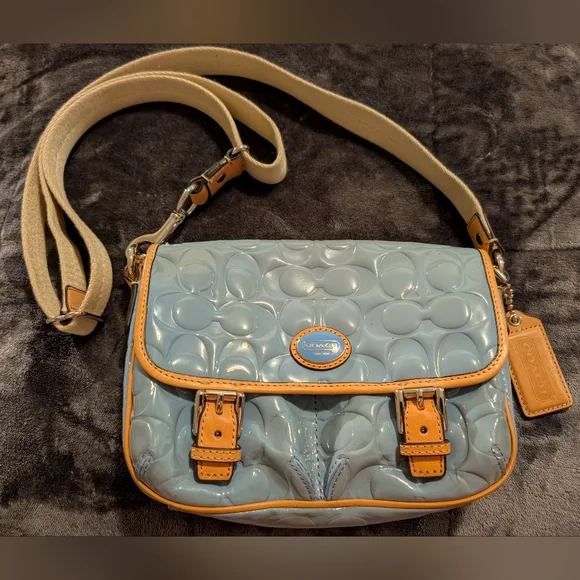 Coach patent Leather Quilted Blue and Tan Crossbody Bag In Good Shape! - Picture 1 of 11